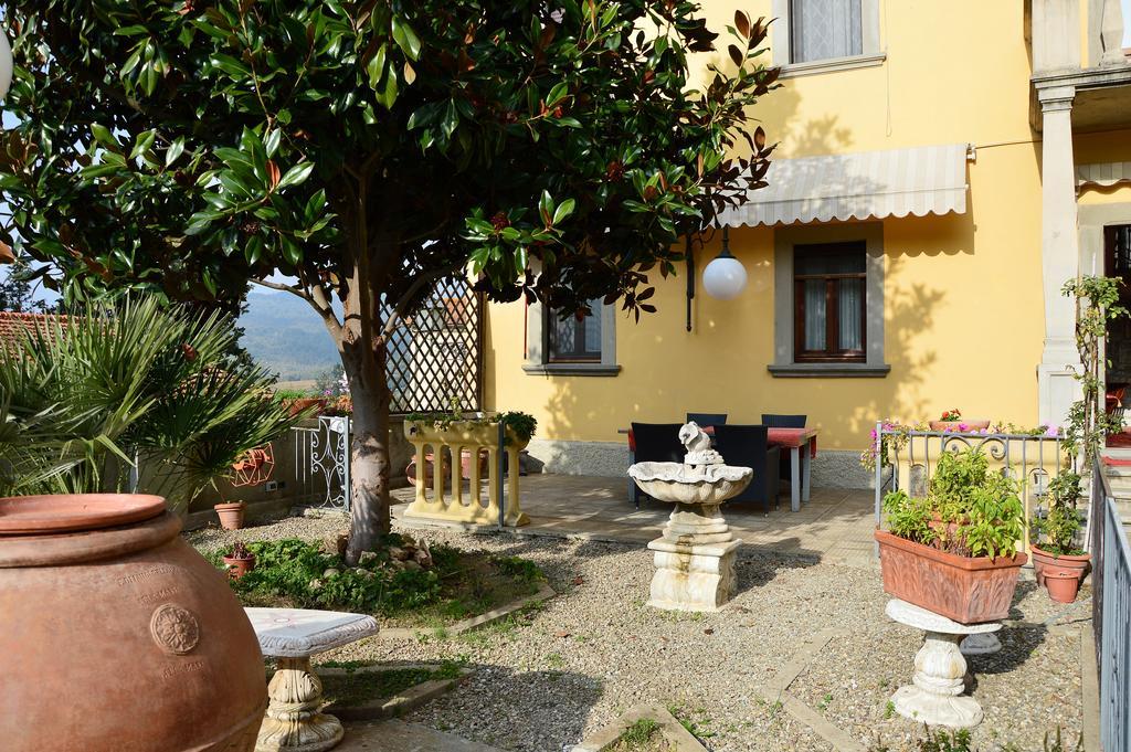 B&B Il Castello Castiglion Fibocchi Bagian luar foto
