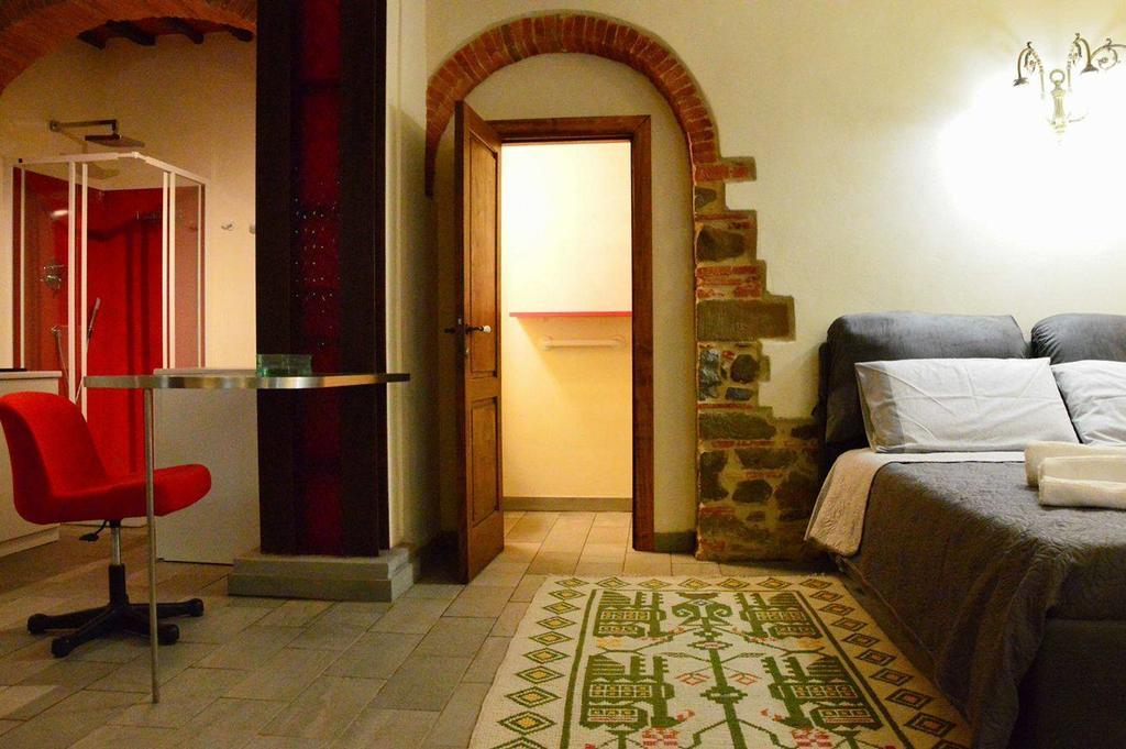 B&B Il Castello Castiglion Fibocchi Bagian luar foto