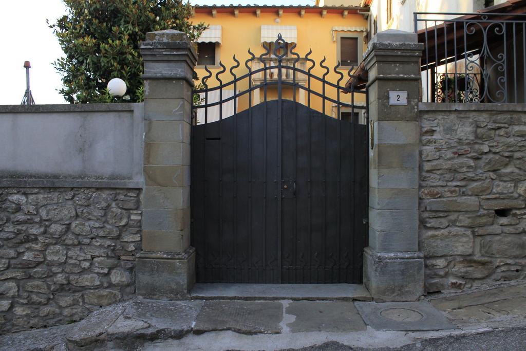 B&B Il Castello Castiglion Fibocchi Bagian luar foto